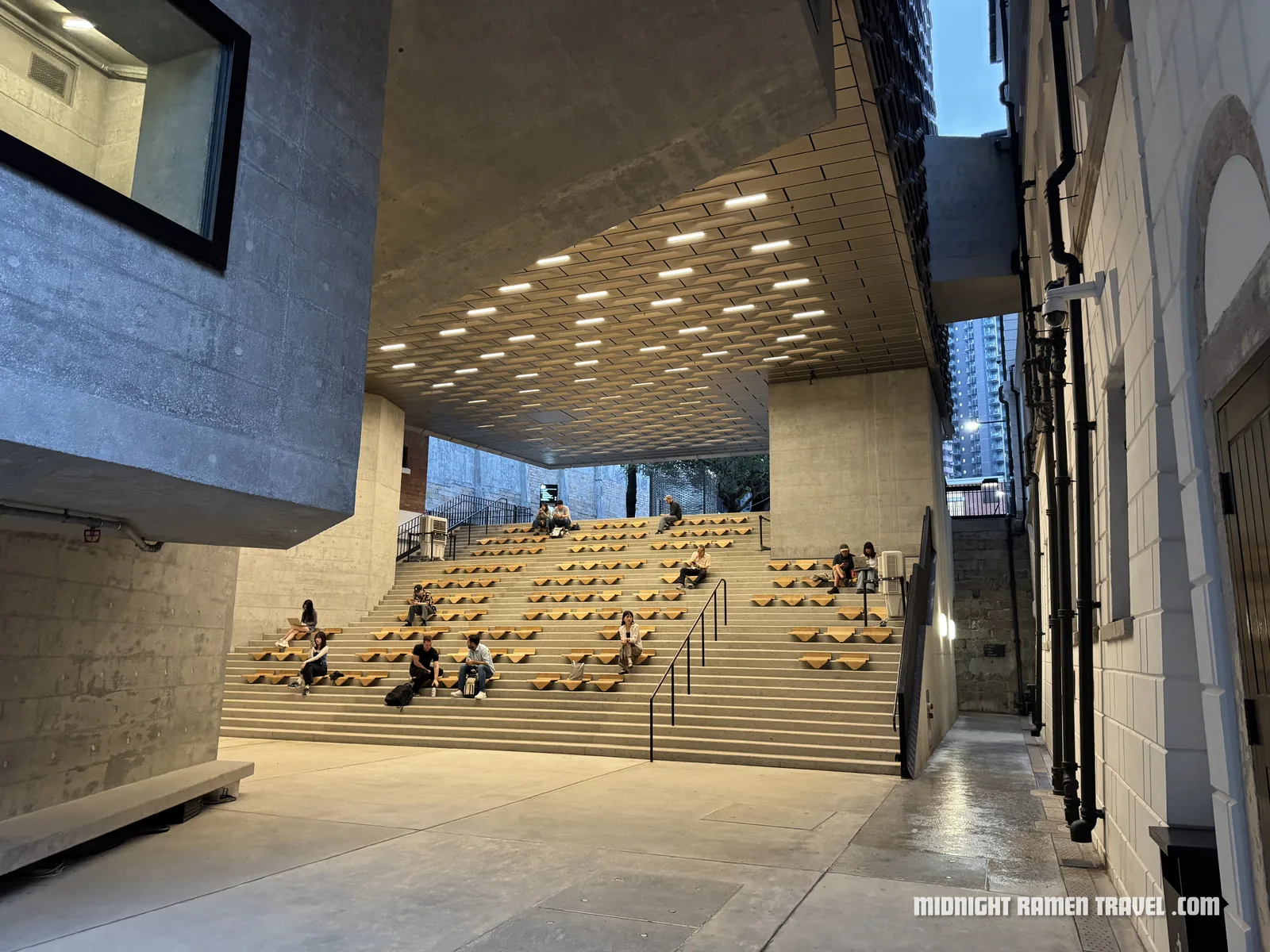 hong kong tai kwun amphitheatre
