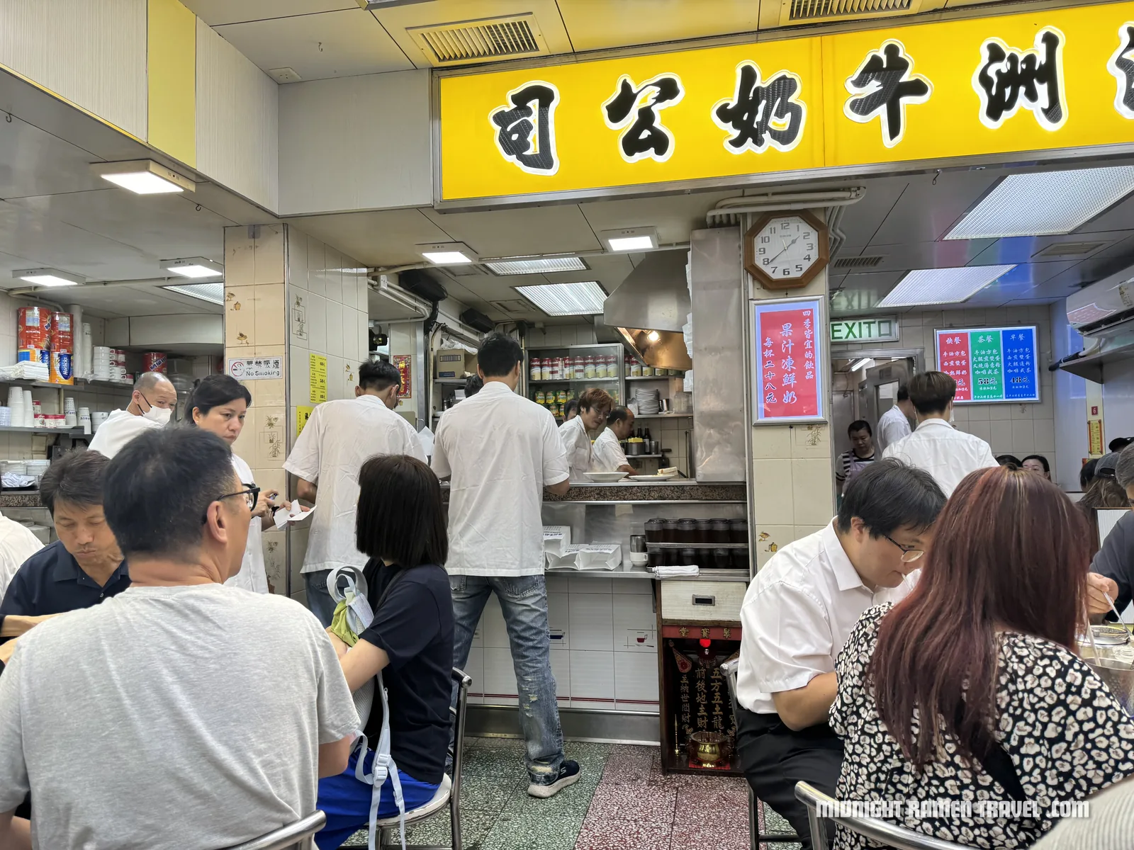 hong kong australian dairy company interior