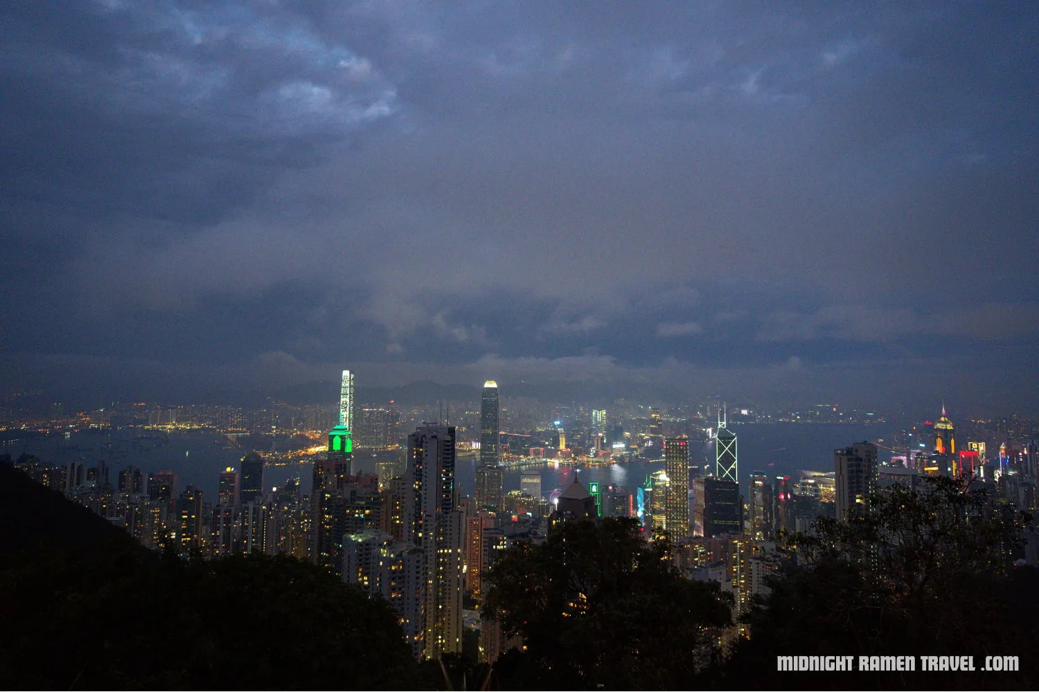hong kong victoria peak skyline at night